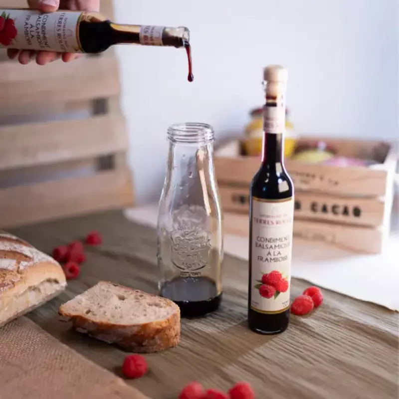 vinaigre balsamique aromatis&eacute; framboise Domaine des Terres Rouges